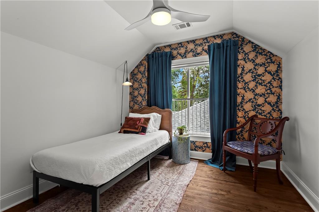 1696 Emerald Avenue Southwest Atlanta, GA 30310 - Photo 26 of 36