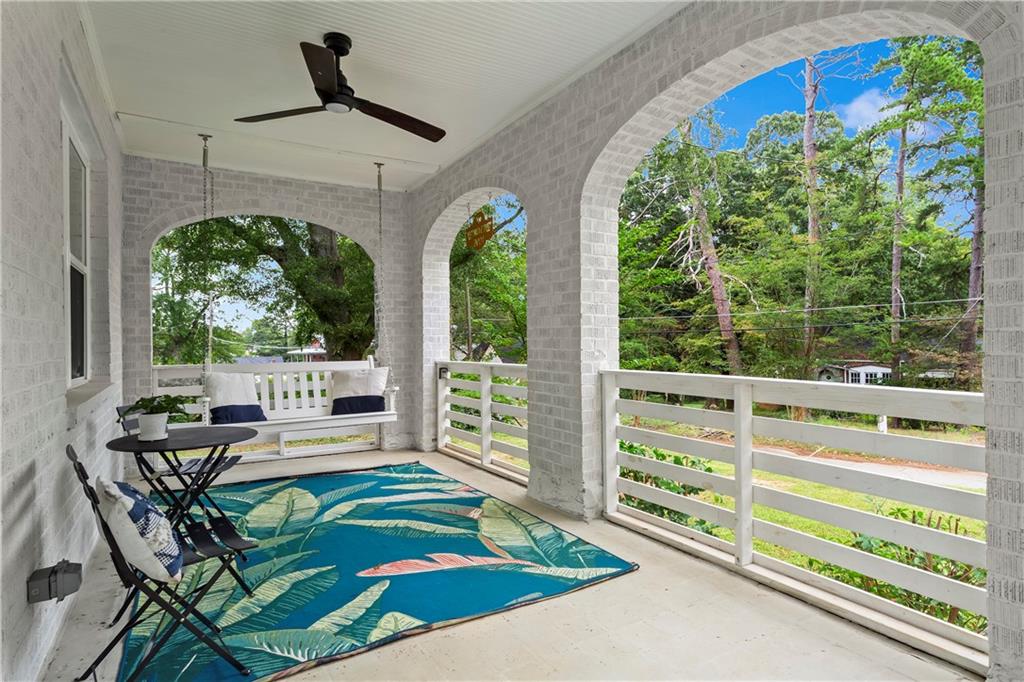 1696 Emerald Avenue Southwest Atlanta, GA 30310 - Photo 4 of 36