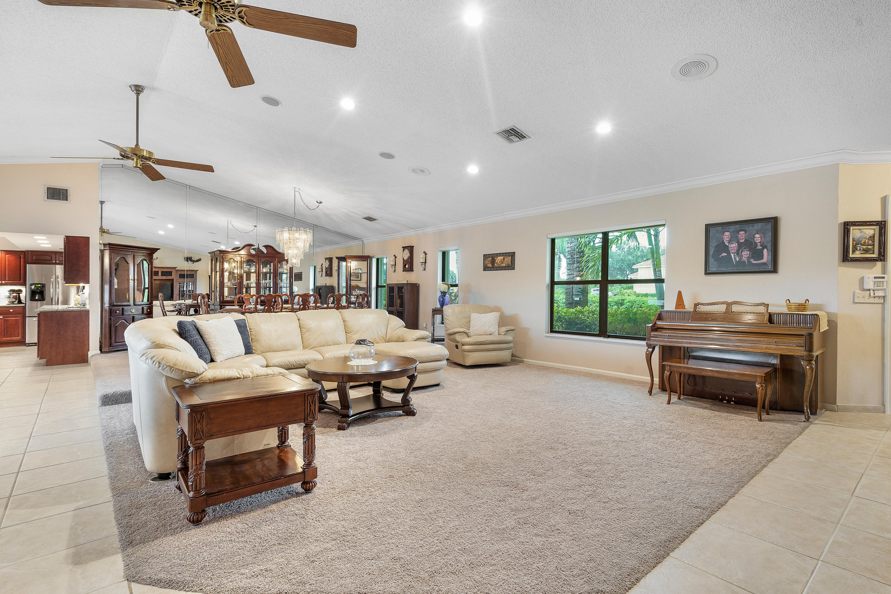 9016 Perth Road Lake Worth, FL 33467 - Photo 9 of 36 Family Room