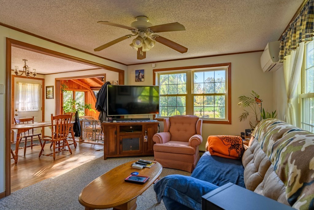 267 River Road Sunderland, MA 01375 - Photo 4 of 15