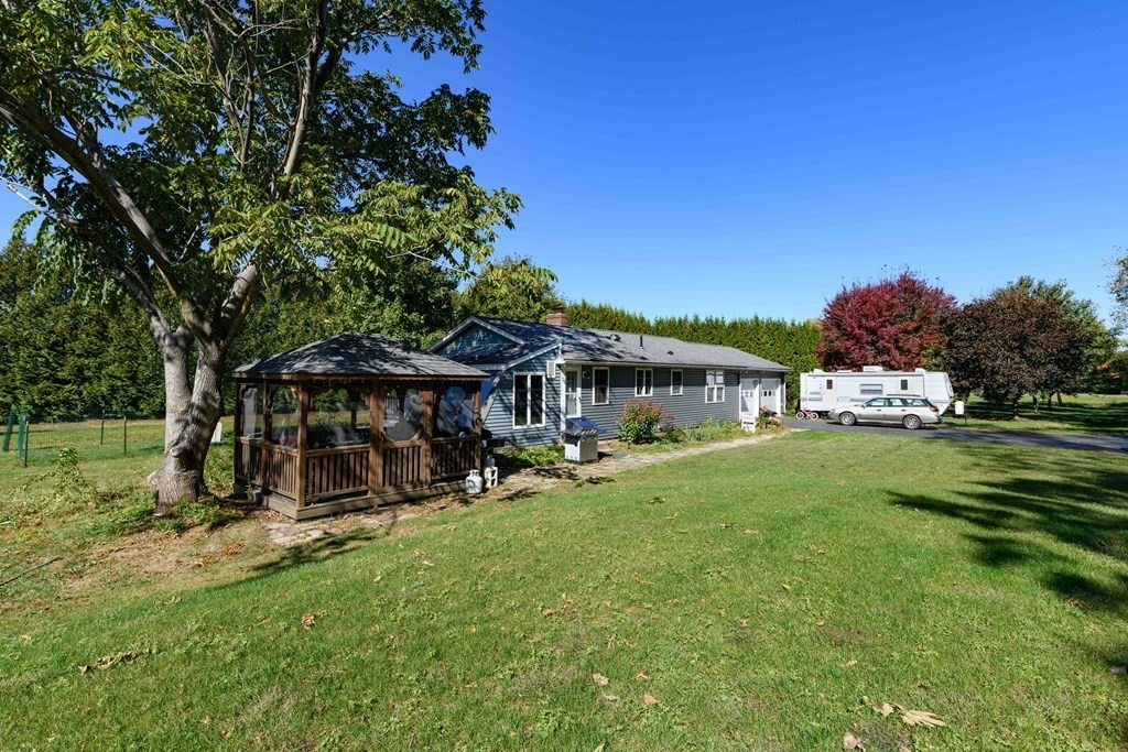 267 River Road Sunderland, MA 01375 - Photo 8 of 15
