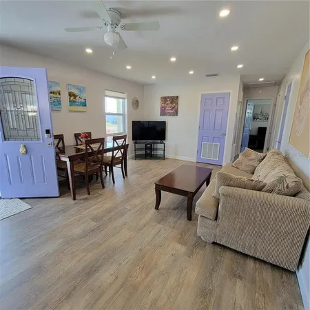 $1,400 | 8134 Aero Avenue, North Port, FL 34287