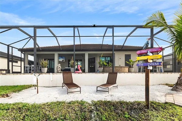 $3,900 | 302 Northwest 32nd Place, Cape Coral, FL 33993