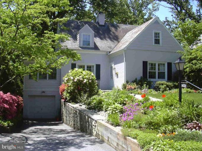 305 Alabama Road Towson, MD 21204 - Photo 1 of 19 Exterior (Main)