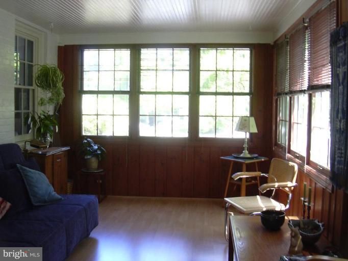 305 Alabama Road Towson, MD 21204 - Photo 5 of 19 Sunroom