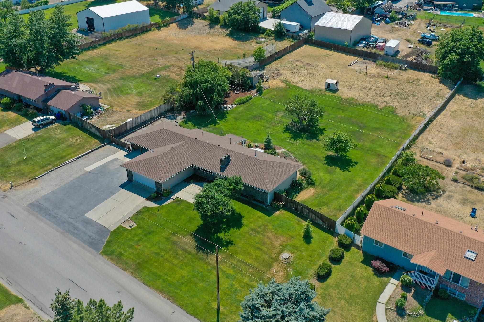 4710 South Woodruff Road Spokane Valley, WA 99206 - Photo 3 of 33 Gallery Image 3