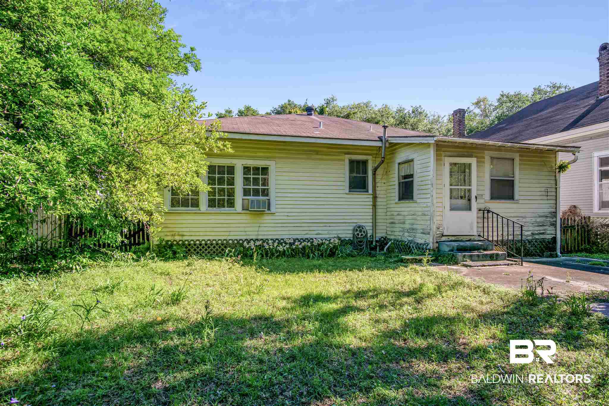 2407 Spring Hill Avenue Mobile, AL 36607 - Photo 22 of 23