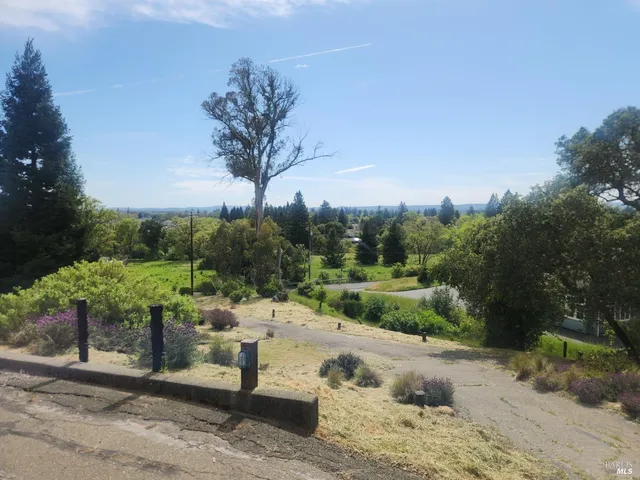 $369,000 | 4980 Carriage Lane, Santa Rosa, CA 95403