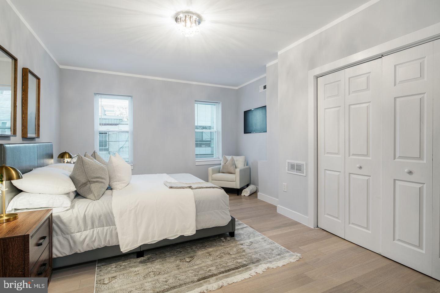 2040 Tasker Street Philadelphia, PA 19145 - Photo 11 of 24 Gallery Image 11