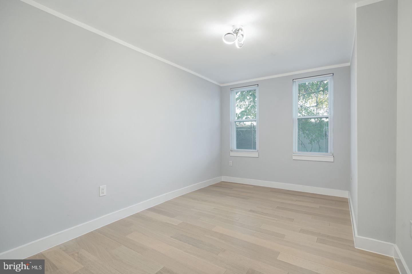 2040 Tasker Street Philadelphia, PA 19145 - Photo 16 of 24 Gallery Image 16