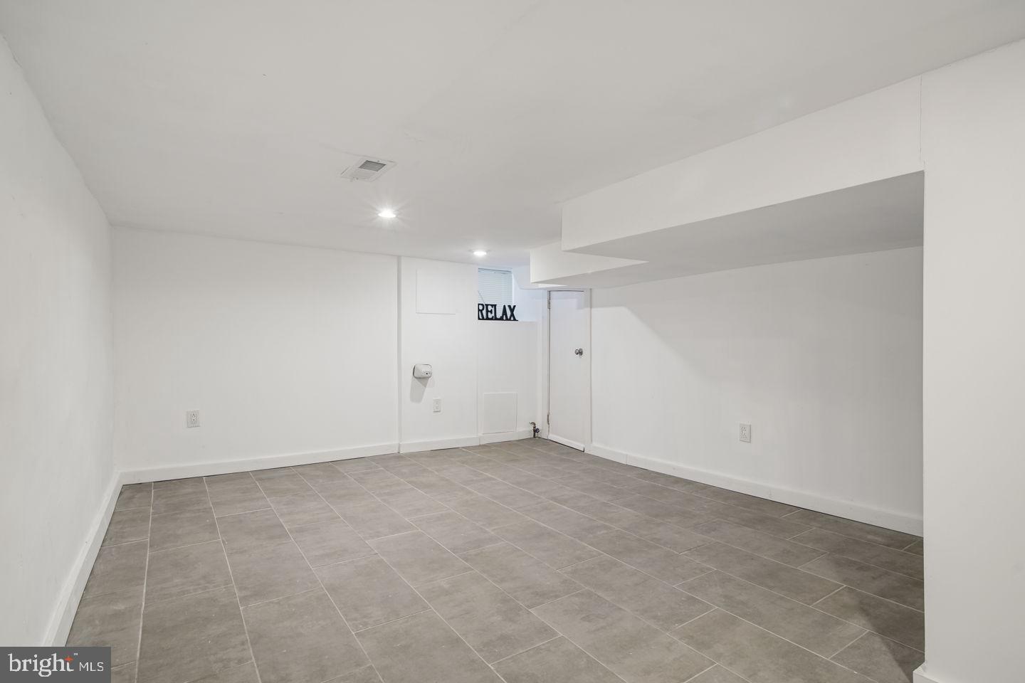 2040 Tasker Street Philadelphia, PA 19145 - Photo 18 of 24 Gallery Image 18