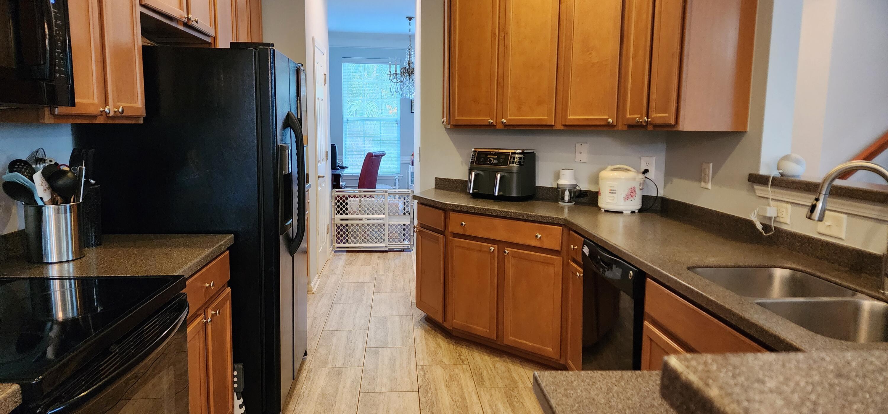 9120 Parlor Drive Ladson, SC 29456 - Photo 15 of 24 20240623_161844