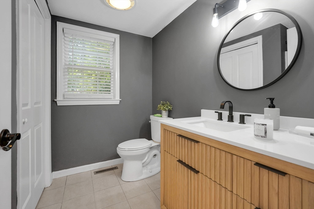 188 Wollaston Street Springfield, MA 01119 - Photo 15 of 39