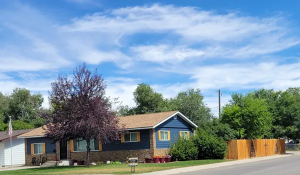 $350,000 | 301 North 15th Street East, Riverton, WY 82501