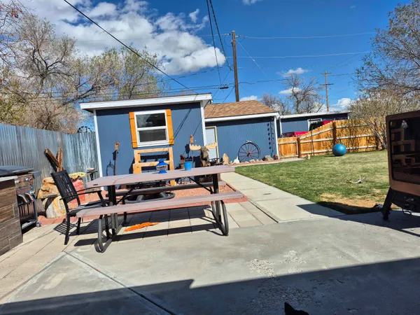 $350,000 | 301 North 15th Street East, Riverton, WY 82501