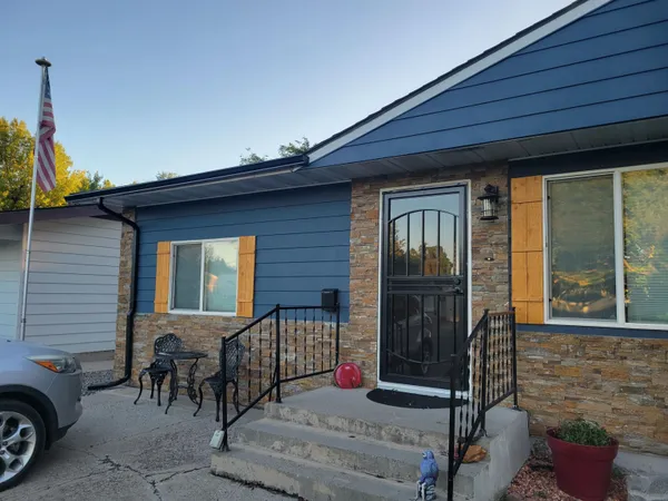 $350,000 | 301 North 15th Street East, Riverton, WY 82501