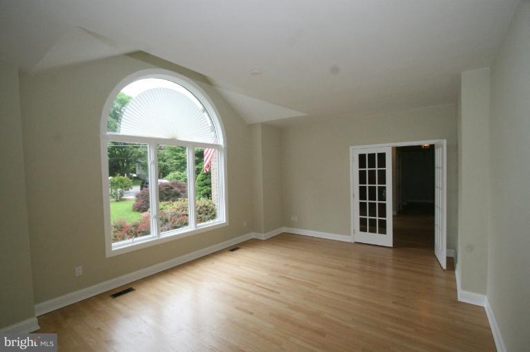 7008 Ridgeway Drive Springfield, VA 22150 - Photo 18 of 30 Interior (General)