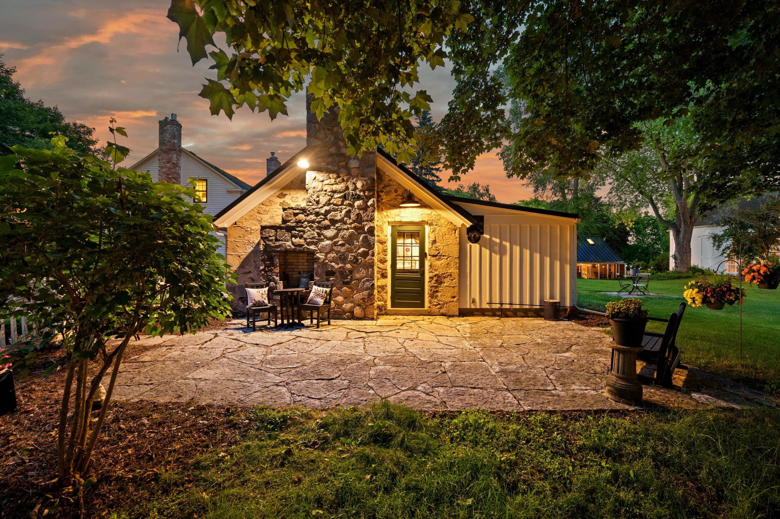 12112 North Wauwatosa Road Mequon, WI 53092 - Photo 39 of 72 115-DSC6285