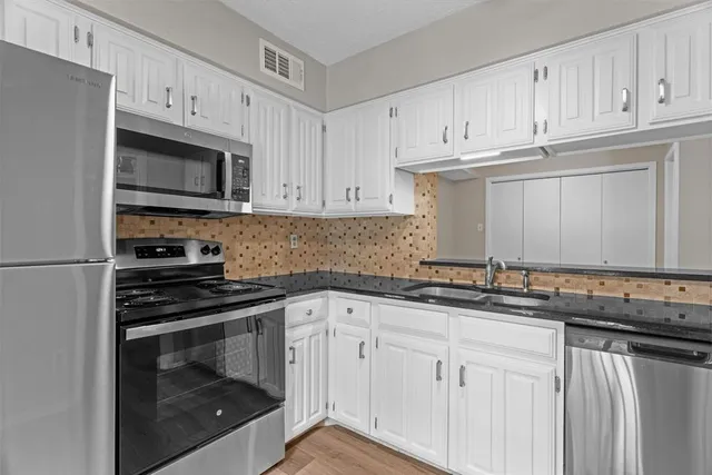 $189,000 | 333 Melrose Drive, Unit 4D, Richardson, TX 75080