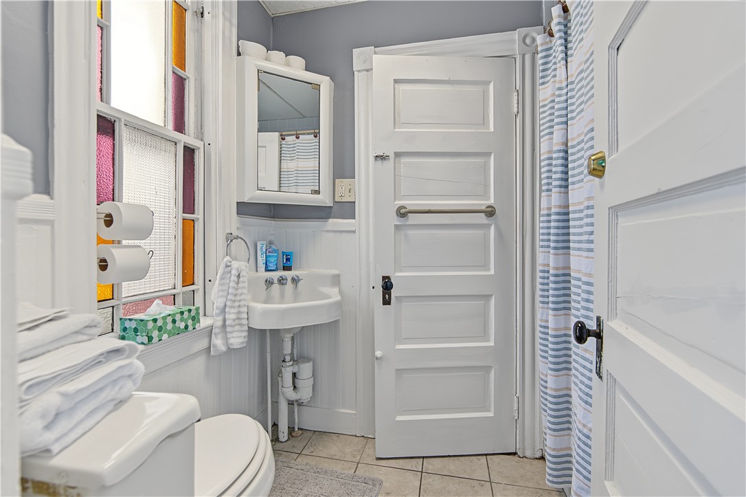 115 Woodward Road Providence, RI 02904 - Photo 13 of 29 Gallery Image 13
