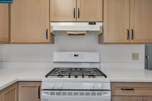 $1,395,000 | 940 East Street, Lafayette, CA 94549