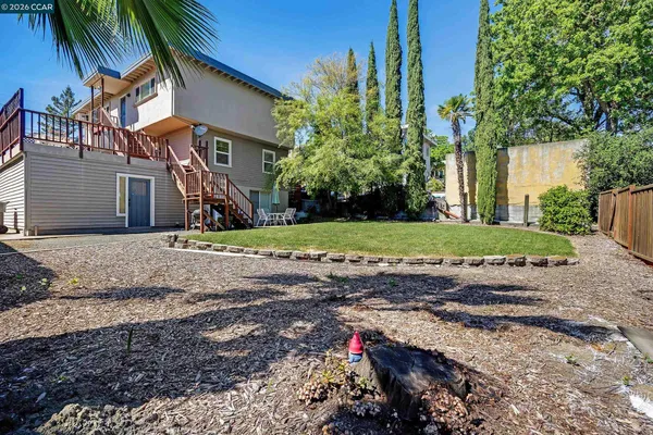 $1,395,000 | 940 East Street, Lafayette, CA 94549