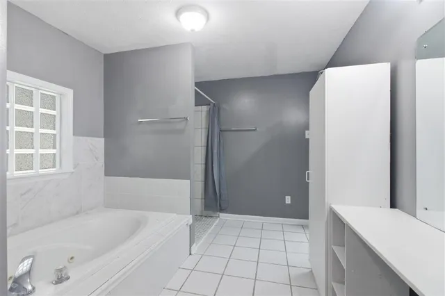 $239,900 | 2014 North Iona Drive, Sulphur, LA 70665