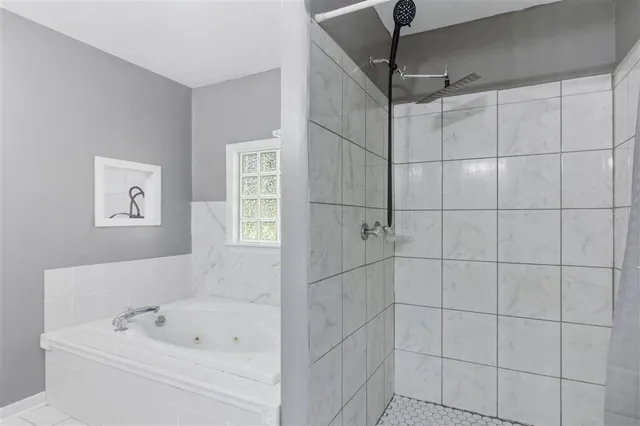 $239,900 | 2014 North Iona Drive, Sulphur, LA 70665