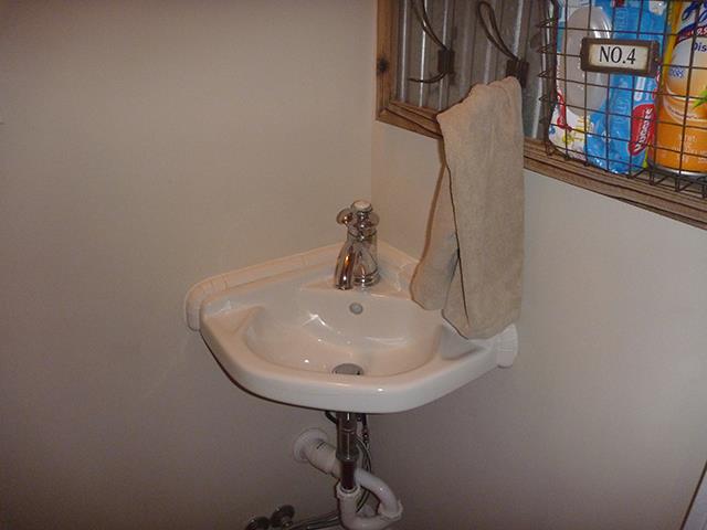 311 North Main Street Springfield, TN 37172 - Photo 17 of 30 Half bath on Main
