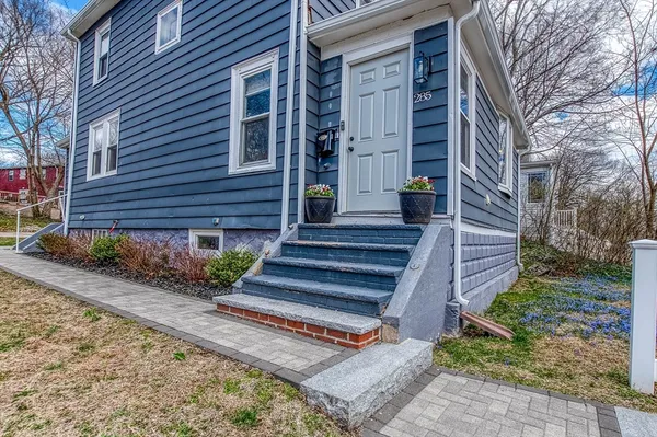 $699,900 | 285 Colburn Street, Dedham, MA 02026