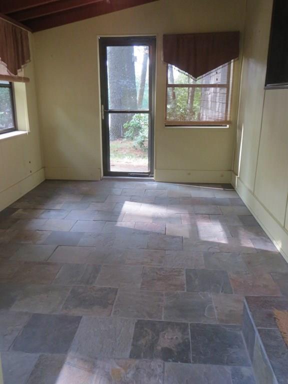 174 Gardner Road Hubbardston, MA 01452 - Photo 16 of 32 Gallery Image 16