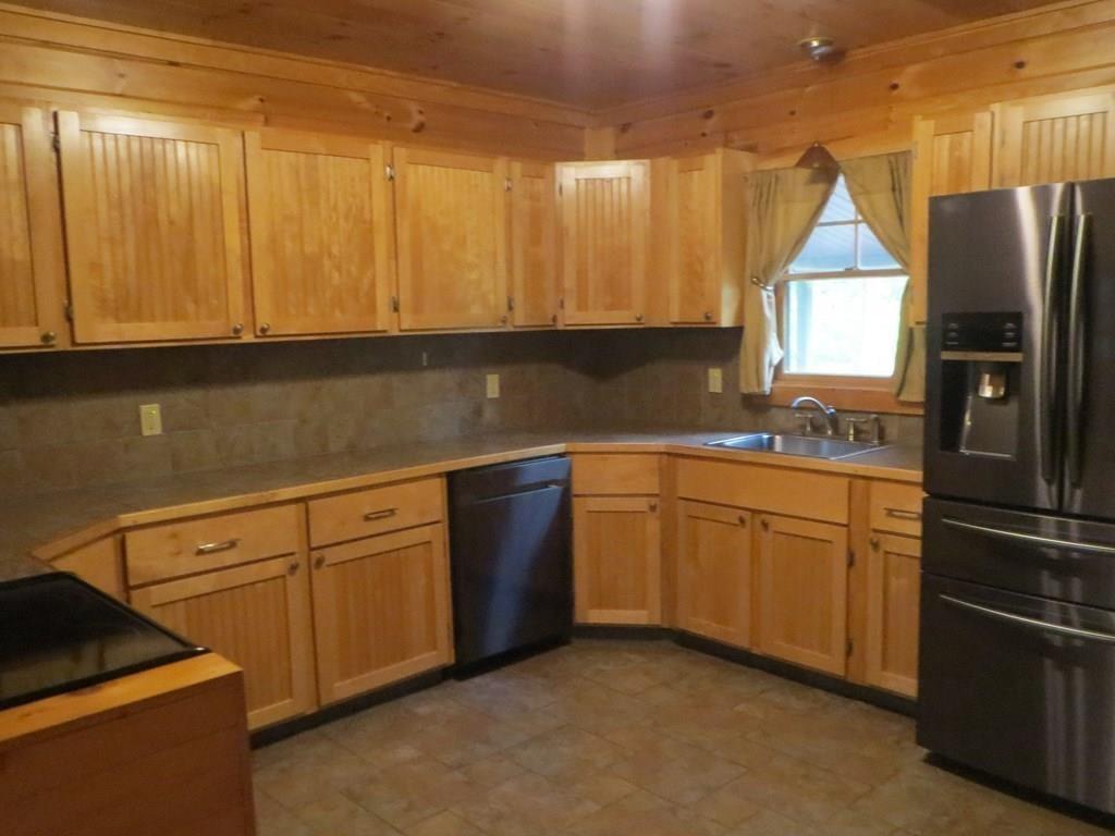 174 Gardner Road Hubbardston, MA 01452 - Photo 17 of 32 Gallery Image 17