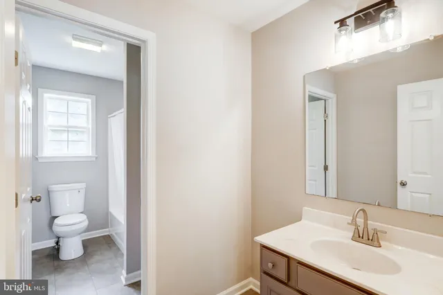 $484,900 | 3704 Skipton Circle, York, PA 17402