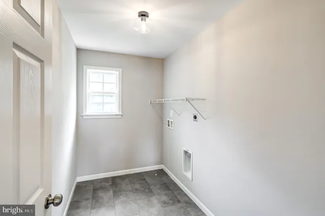 $484,900 | 3704 Skipton Circle, York, PA 17402