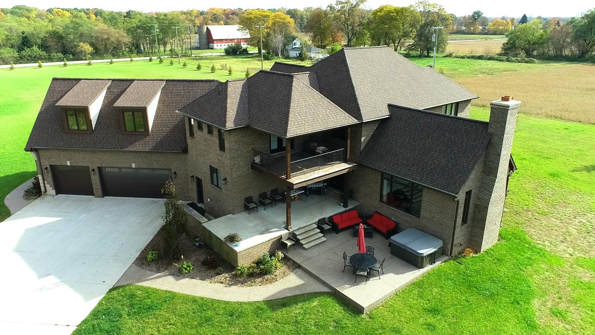 2372 Kronner Road Columbus, MI 48063 - Photo 5 of 66 50137839-87bbe789-b616-4973-94a6-fe0201eb4ea7.JPG