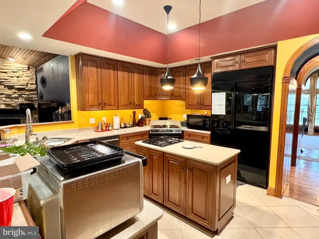 $849,900 | 632 East Lost Pine Way Road, Absecon, NJ 08205