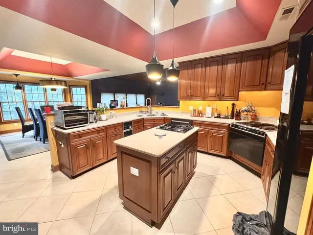 $849,900 | 632 East Lost Pine Way Road, Absecon, NJ 08205