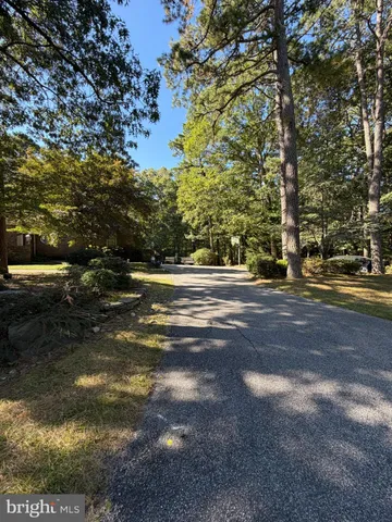 $849,900 | 632 East Lost Pine Way Road, Absecon, NJ 08205