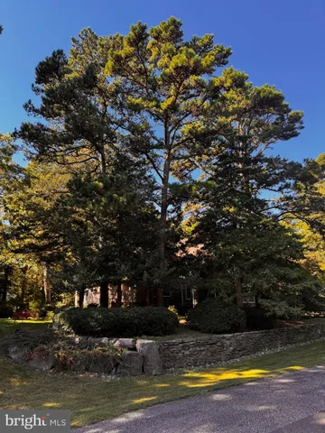 $849,900 | 632 East Lost Pine Way Road, Absecon, NJ 08205