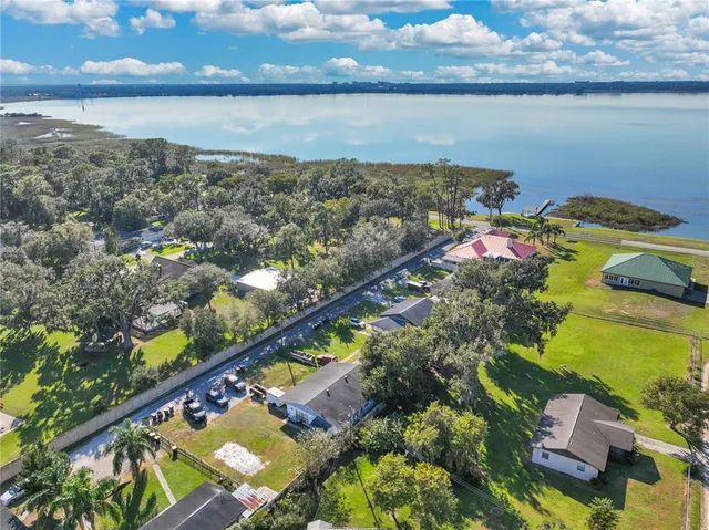 $220,000 | 2330 Wydine Drive, Lakeland, FL 33801