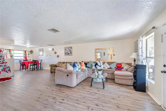 $220,000 | 2330 Wydine Drive, Lakeland, FL 33801