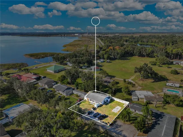 $220,000 | 2330 Wydine Drive, Lakeland, FL 33801