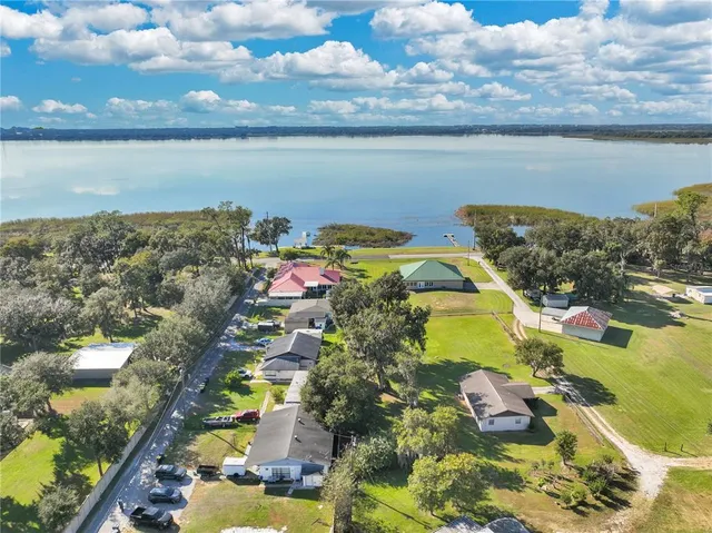 $220,000 | 2330 Wydine Drive, Lakeland, FL 33801