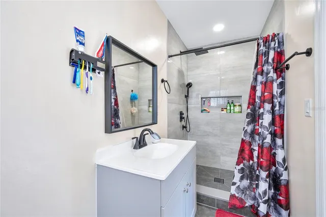 $220,000 | 2330 Wydine Drive, Lakeland, FL 33801