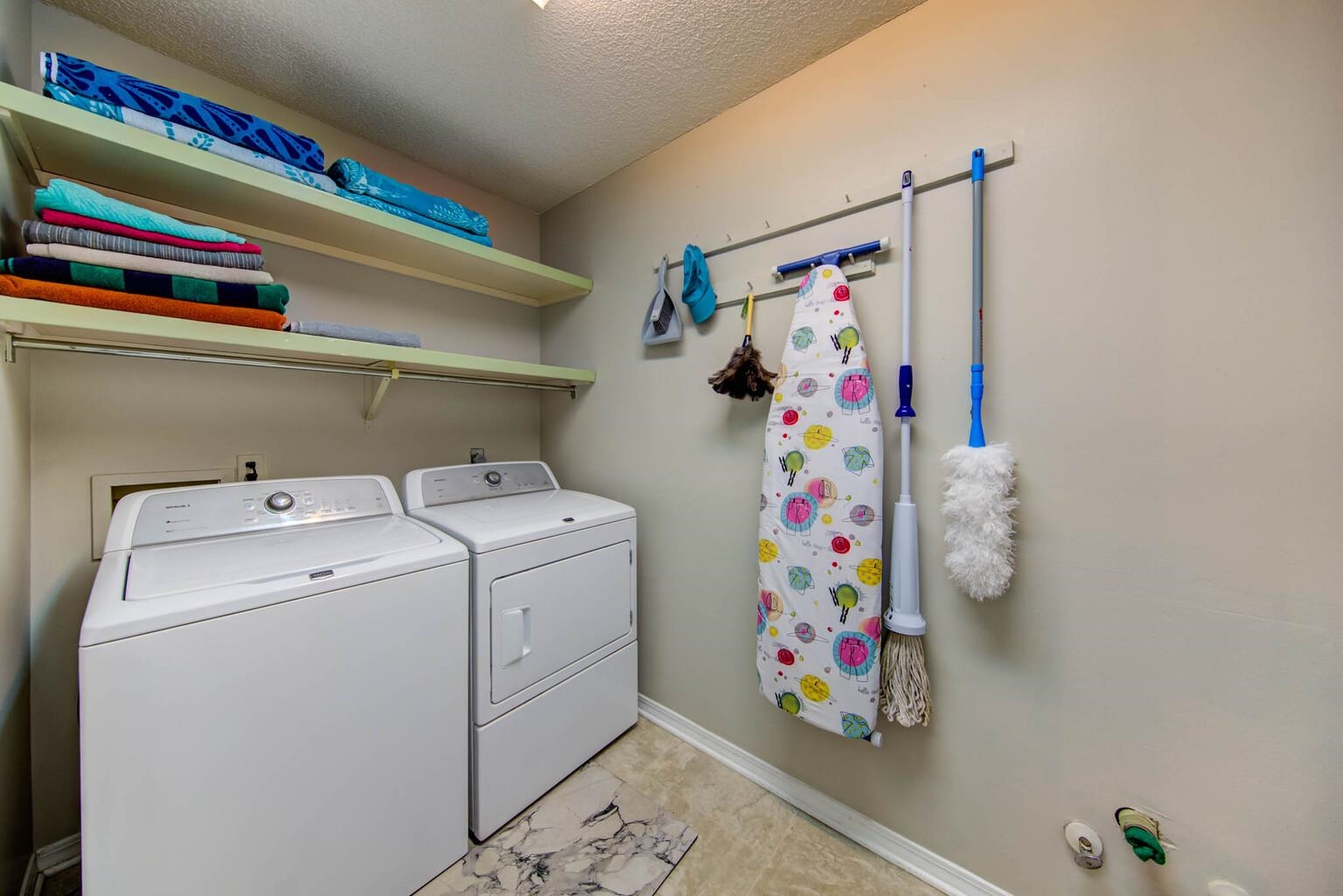 304 West Palm Avenue Foley, AL 36535 - Photo 12 of 18 Laundry