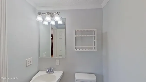 $2,150 | 4618 Gordon Road, Wilmington, NC 28405