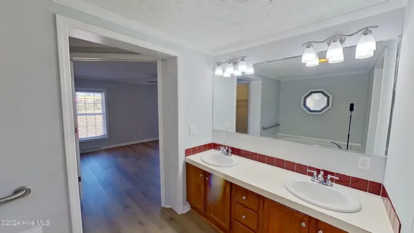 $2,150 | 4618 Gordon Road, Wilmington, NC 28405