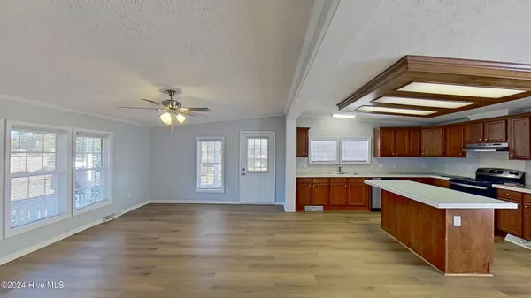 $2,150 | 4618 Gordon Road, Wilmington, NC 28405