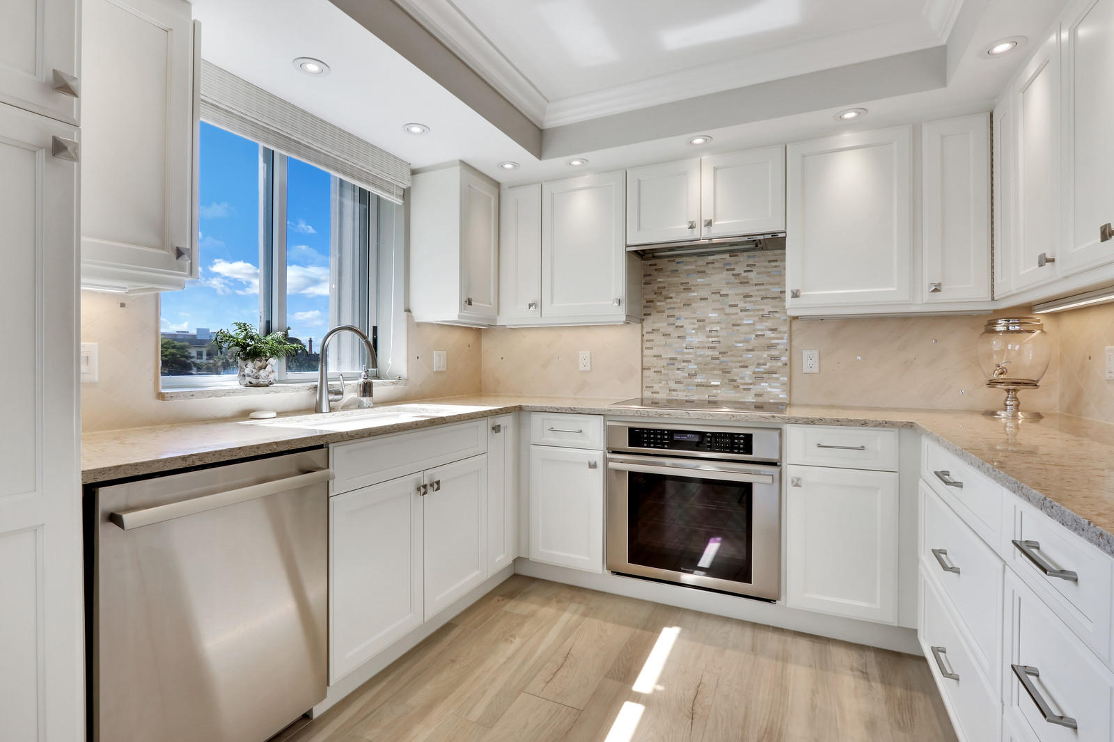 350 South Beach Road, Unit 306 Jupiter, FL 33469 - Photo 10 of 20 Kitchen