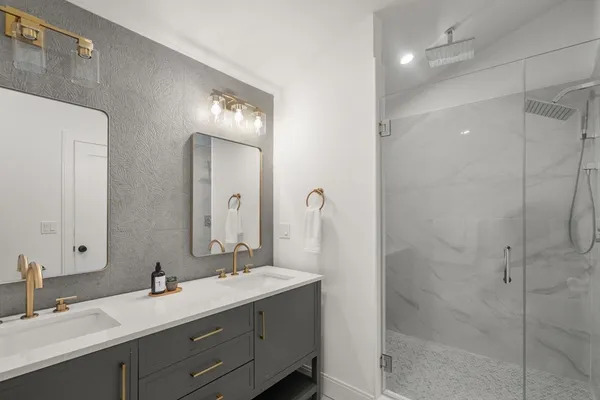 $979,000 | 9 Sydney Street, Unit PH2, Boston, MA 02125